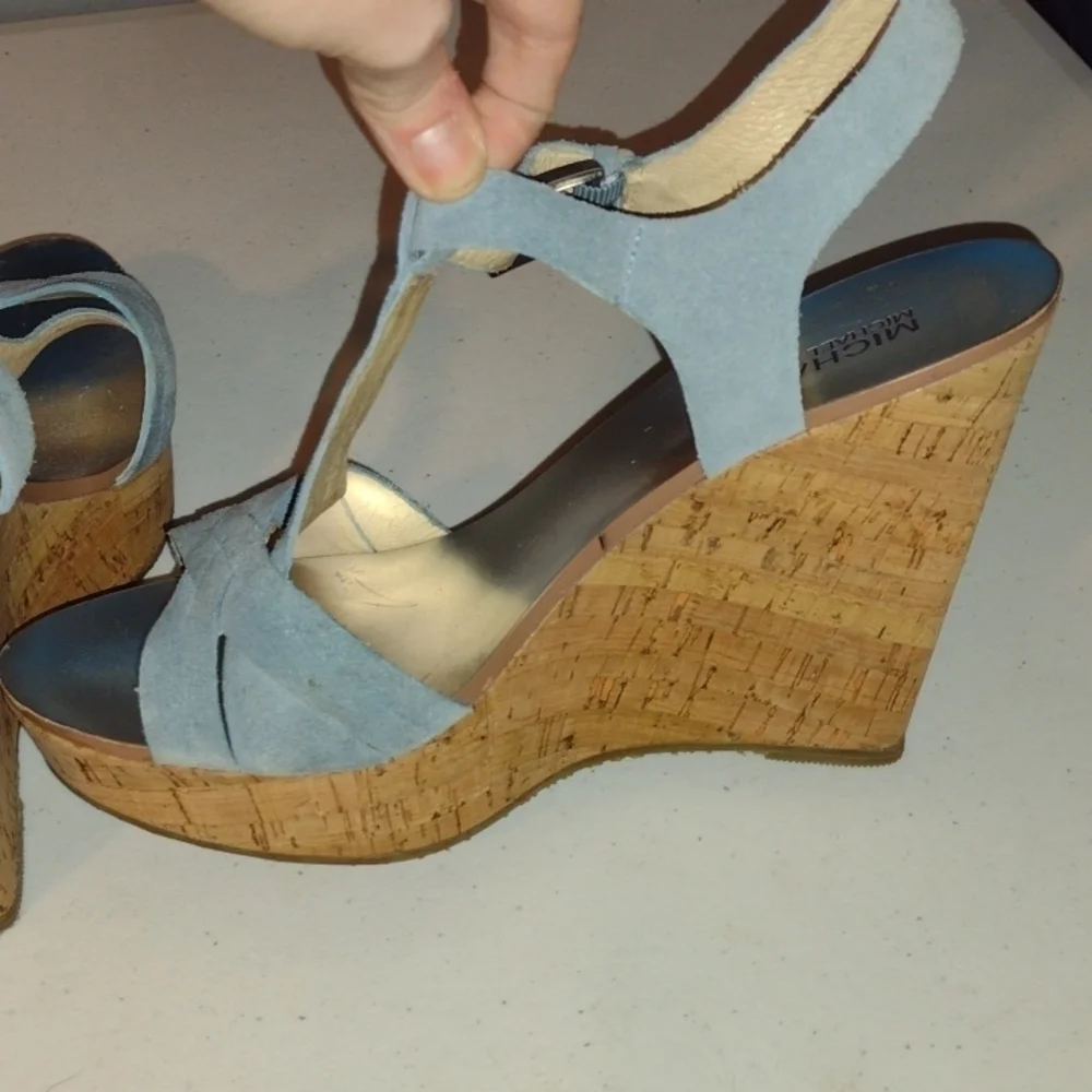 Michael by Michael kors blue wedged sandal size 9 and 1/2